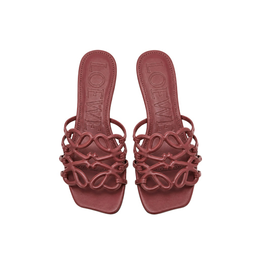 Loewe-Inspired Interwove