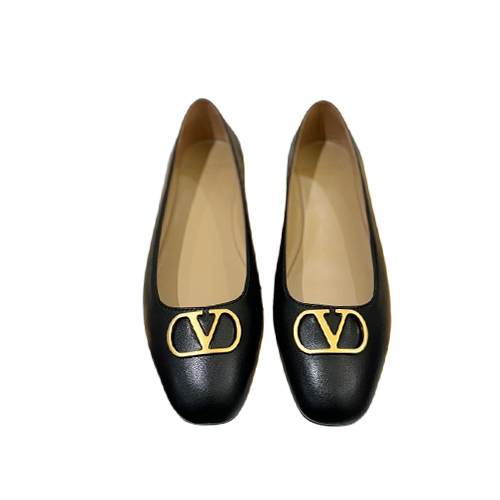Valentino Garavani Black